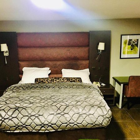 BW Starfire Hotel Ikeja Dış mekan fotoğraf