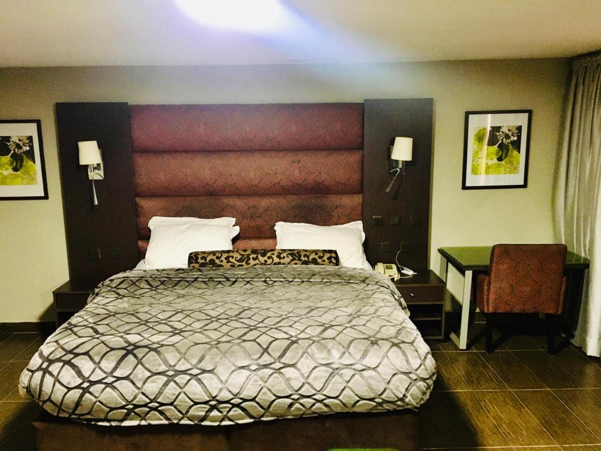 BW Starfire Hotel Ikeja Dış mekan fotoğraf