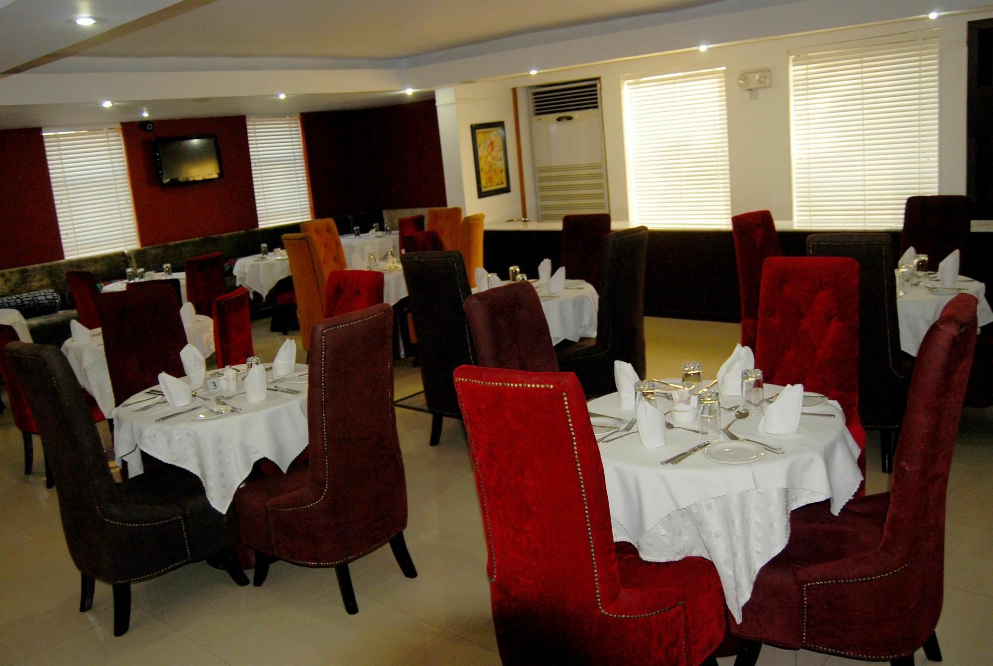BW Starfire Hotel Ikeja Dış mekan fotoğraf
