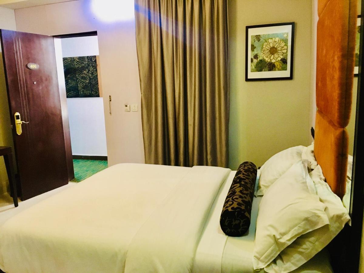 BW Starfire Hotel Ikeja Dış mekan fotoğraf
