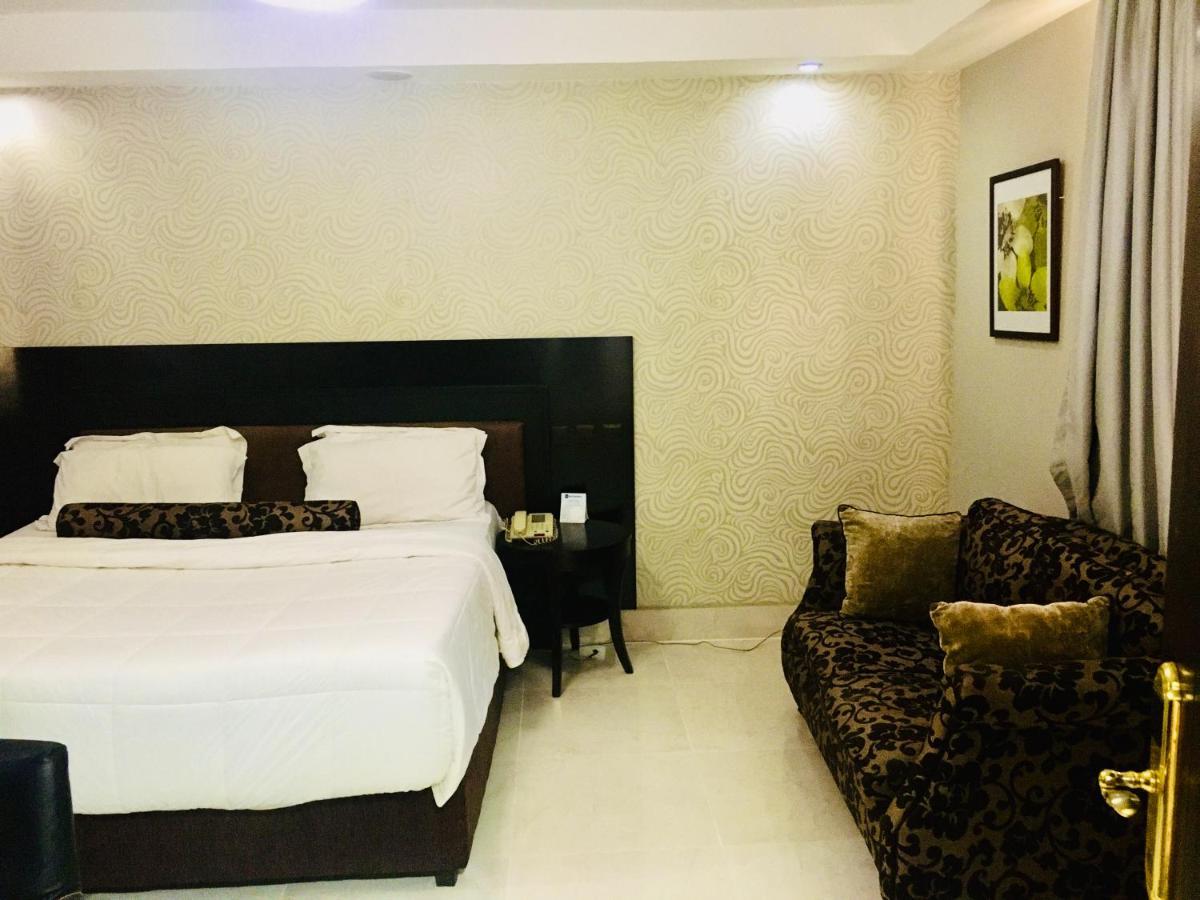 BW Starfire Hotel Ikeja Dış mekan fotoğraf