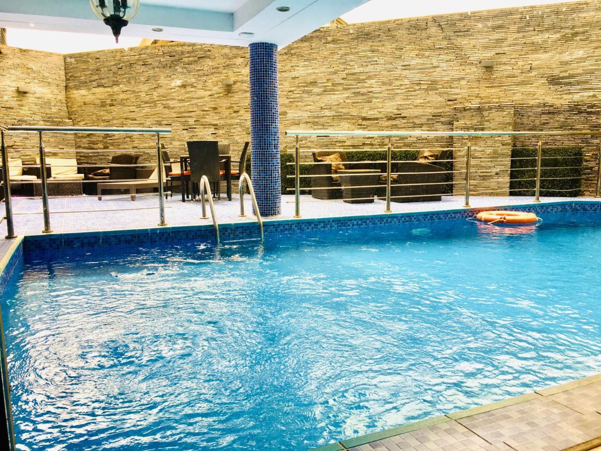 BW Starfire Hotel Ikeja Dış mekan fotoğraf